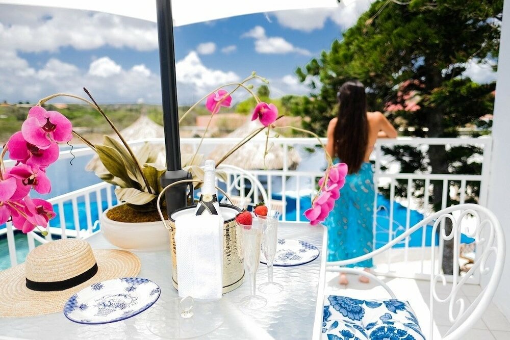 Фото Ocean Front Property - Villa 5 Aruba Stunning