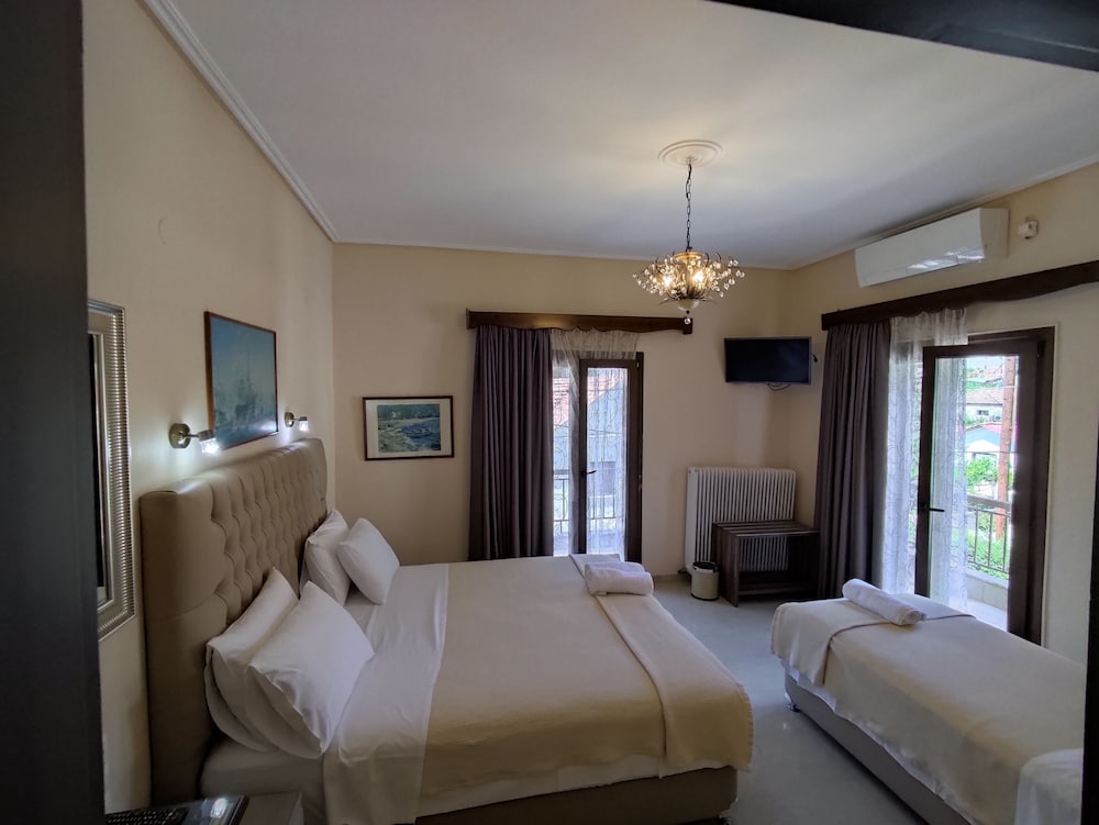 Фото Spartacus House