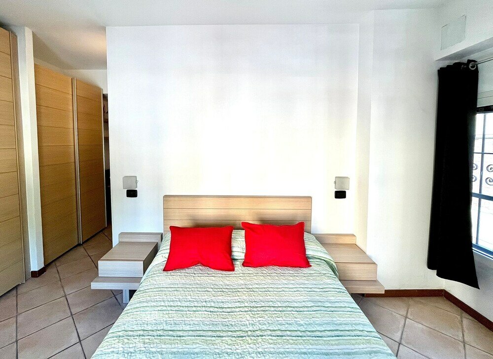 Фото Modern apartment center of Bologna