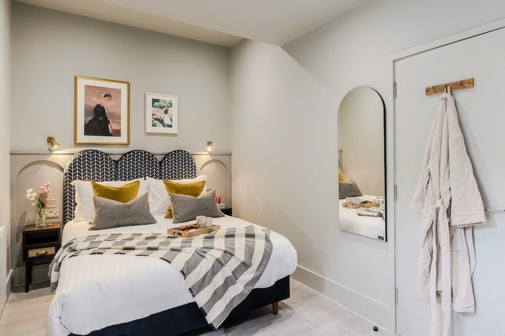 Фото Your Apartment Tooting