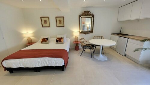 Гостиница Ideal BnB в Сен-Поль-де-Вансе