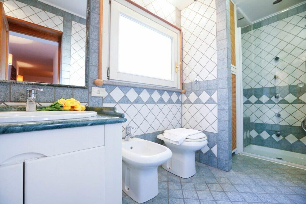 Фото Two Bedroom Apartment