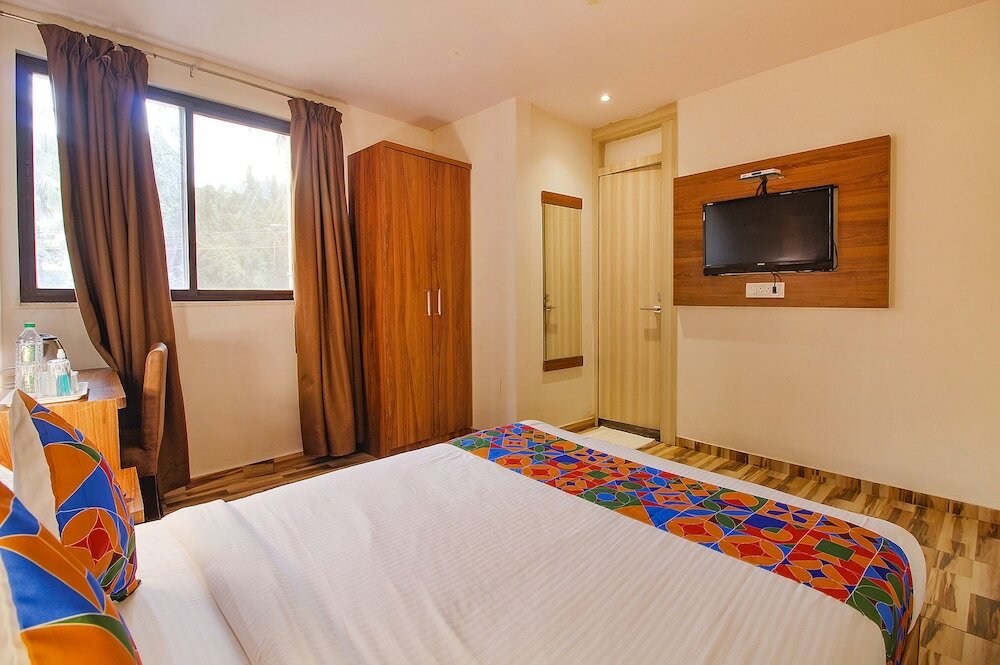 Фото Fabhotel Seven Olives