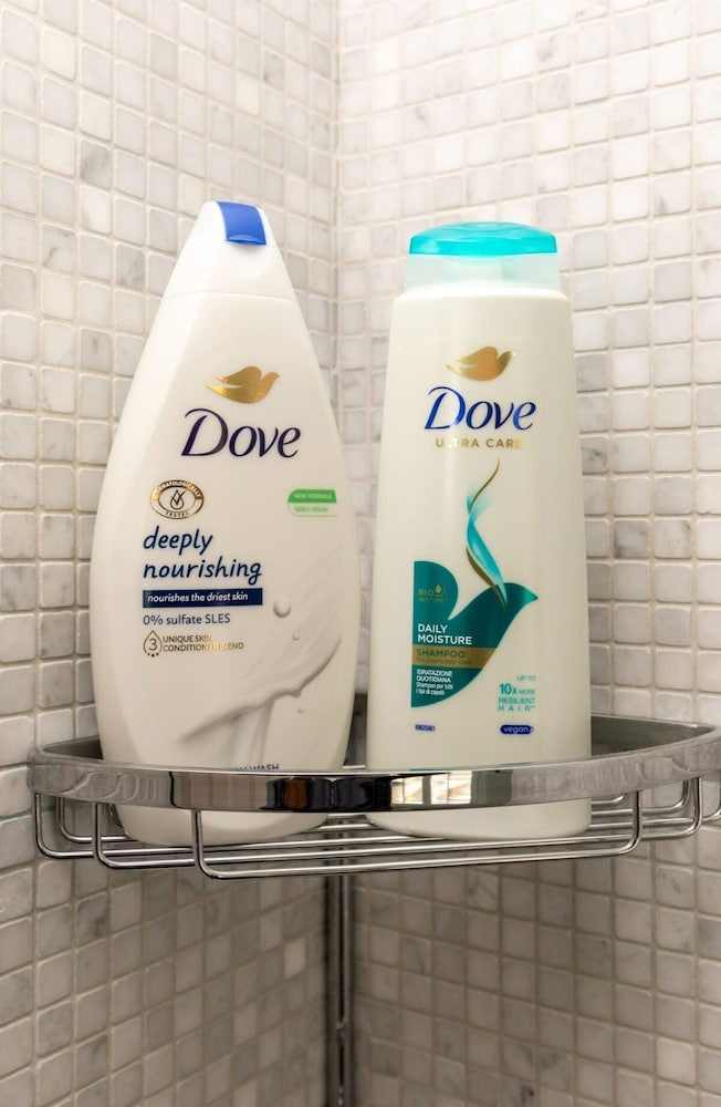 Фото Incredible 5 Bedroom House W/private Garden -wandsworth!