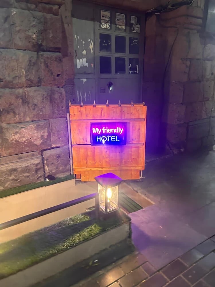 Фото отеля 2