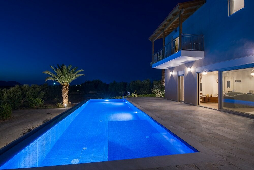 Фото Villa Koutalas - Majestic Sunsets over the Pool