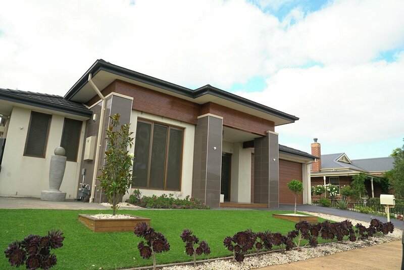 Гостиница Stylish Luxe House at Point Cook в Мельбурне
