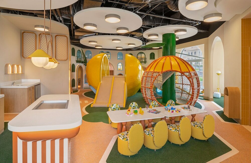 Фото La Festa Phu Quoc Curio Collection by Hilton