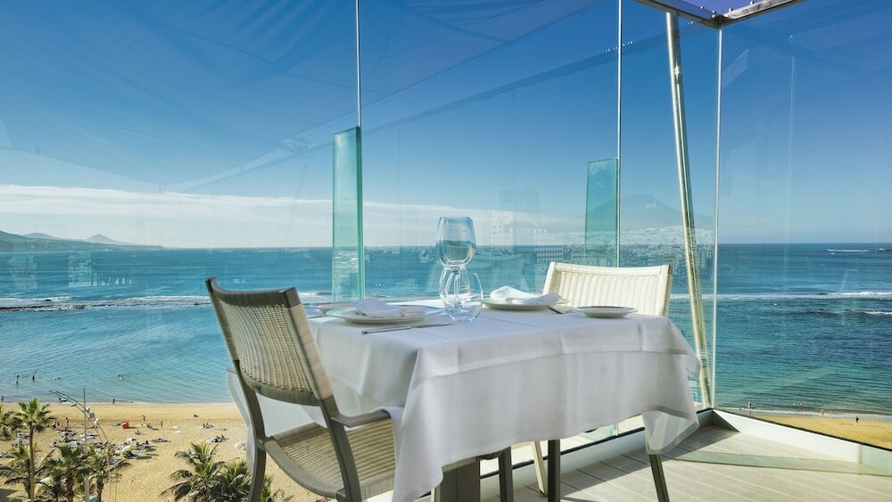 Фото Отель Bull Reina Isabel & Spa