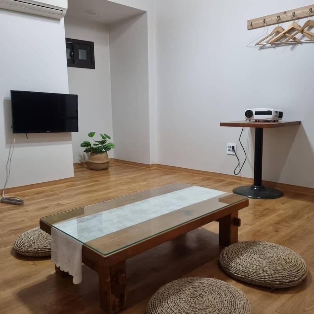 Фото Bibimbap Guesthouse