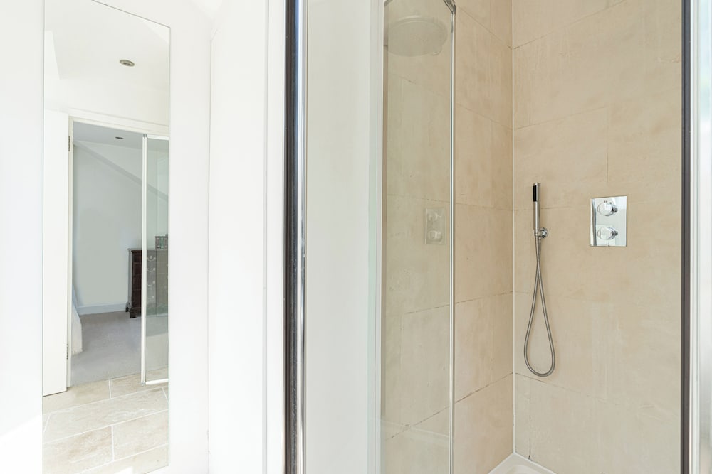 Фото Picturesque house with patio