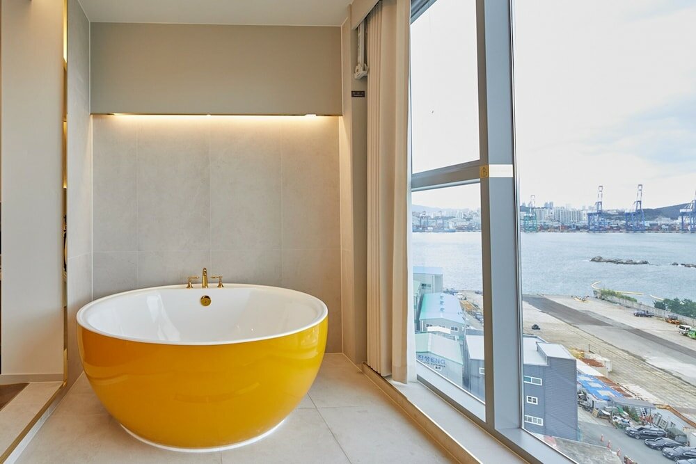 Фото Grand Bern Hotel