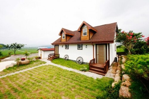 Гостиница Suncheon Bay Yerang Pension в Сунчхоне