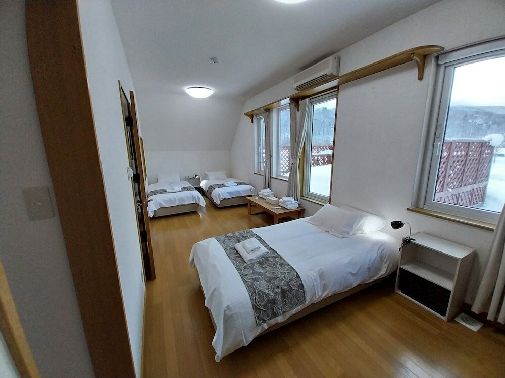 Фото Miyuki Townhouse