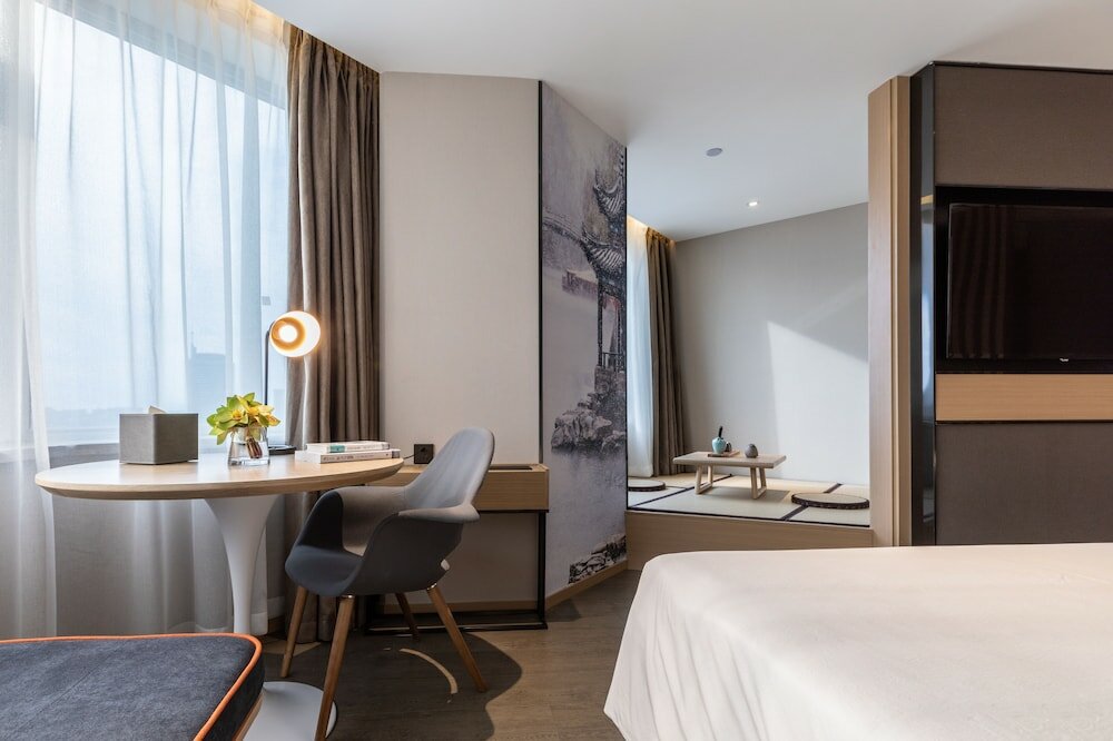 Фото Atour Hotel Daguanyuan Jinan