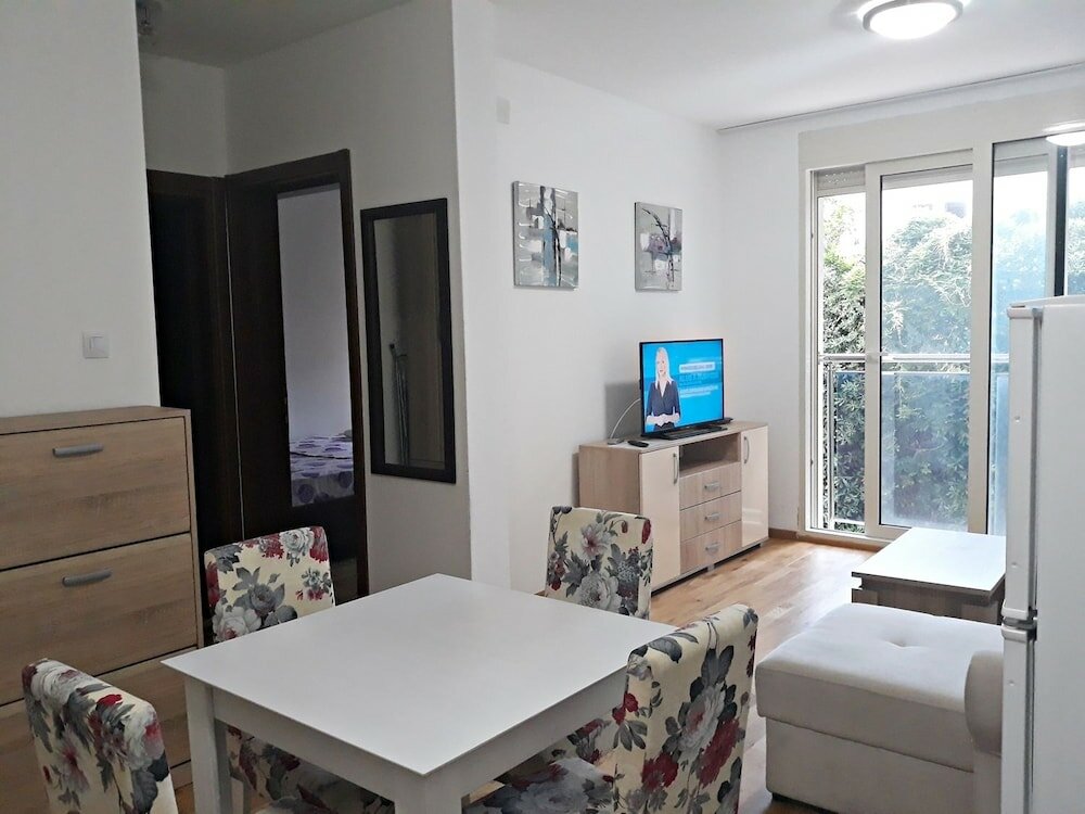 Фото Center Apartment C 18