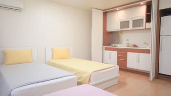 Фото Justin House