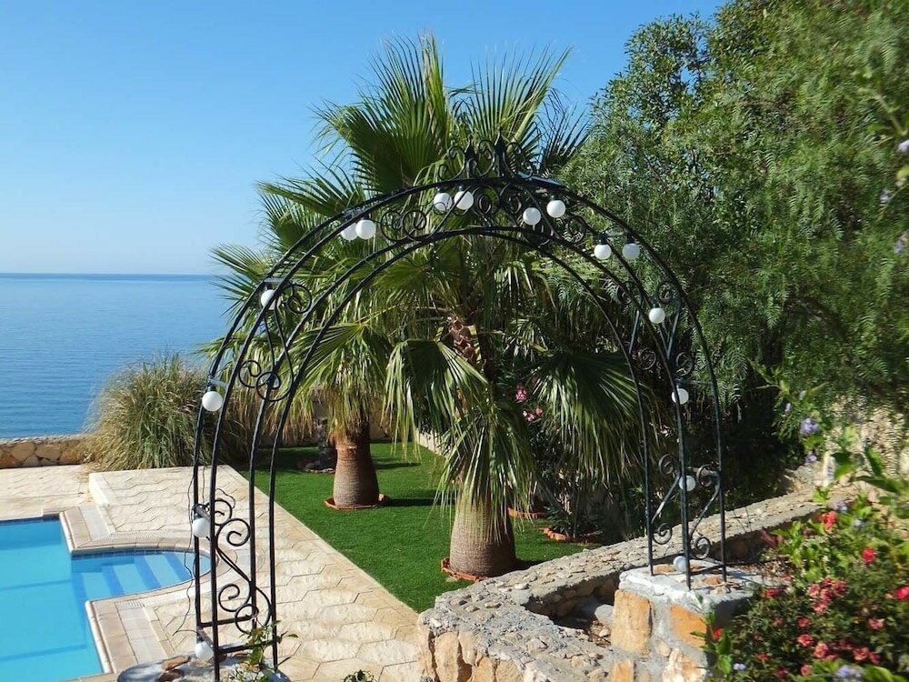 Фото Villa Orchard by Amy Villas