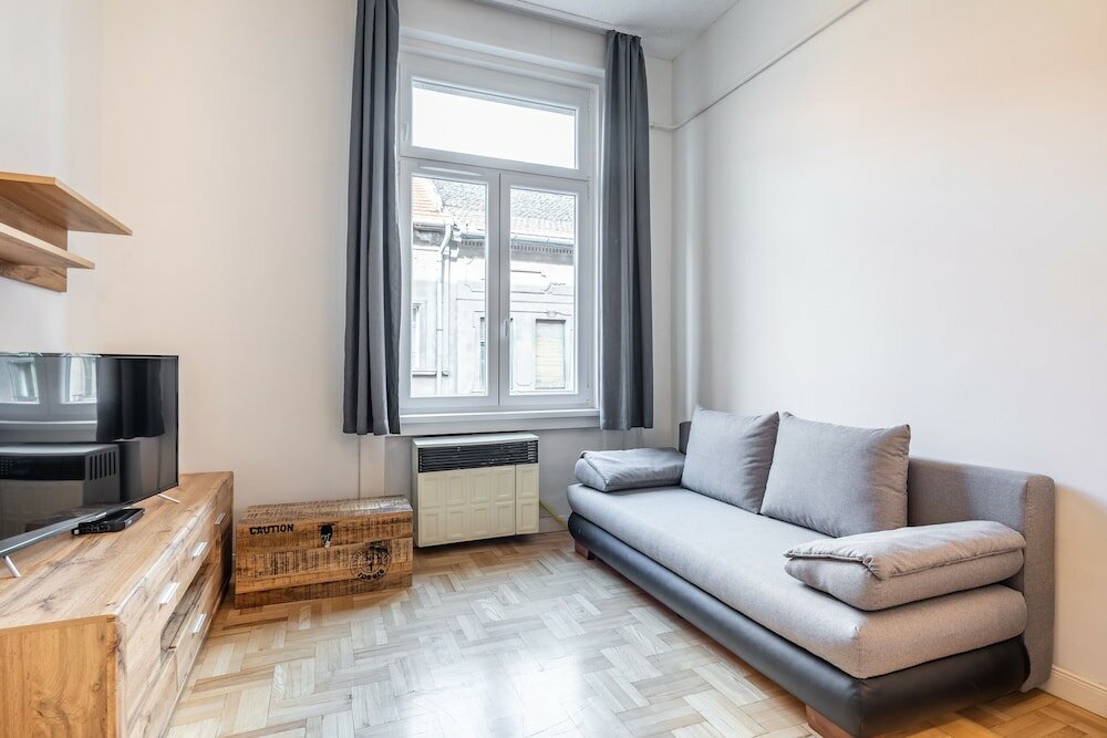 Фото Central Luxury Apartment