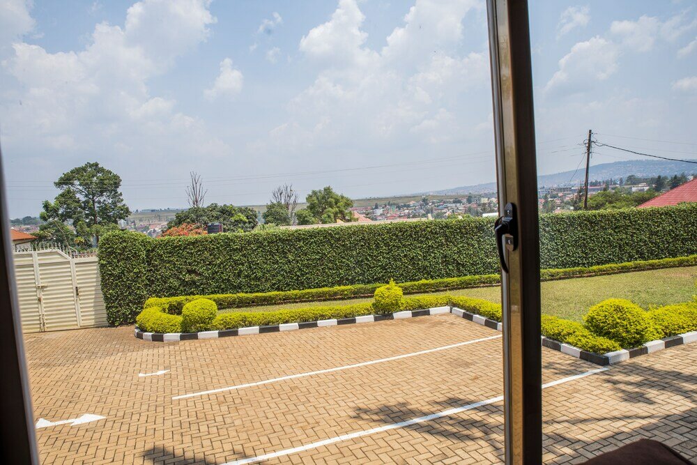 Фото Kigali Castle B&b - Hostel