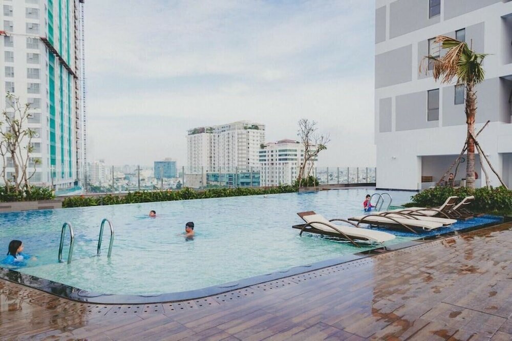 Фото Kyn Apartment Rivergate Residence