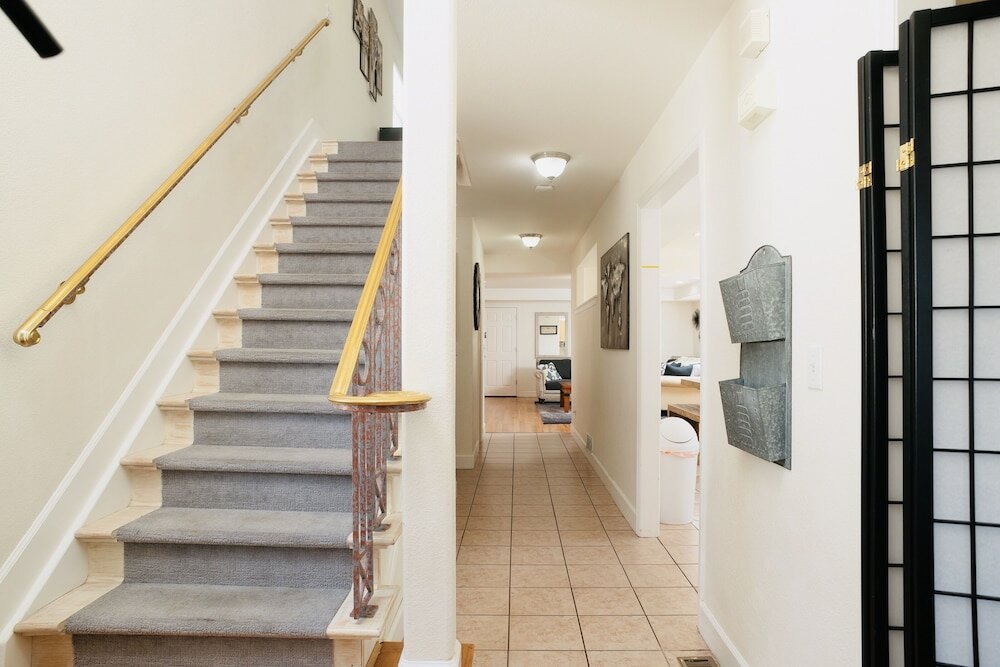 Фото 3204 Curtis Street