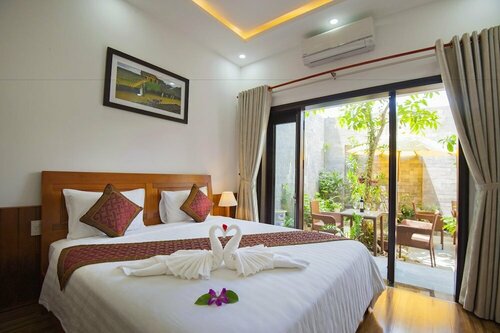 Гостиница Hoi An SunLake Villa в Хойане