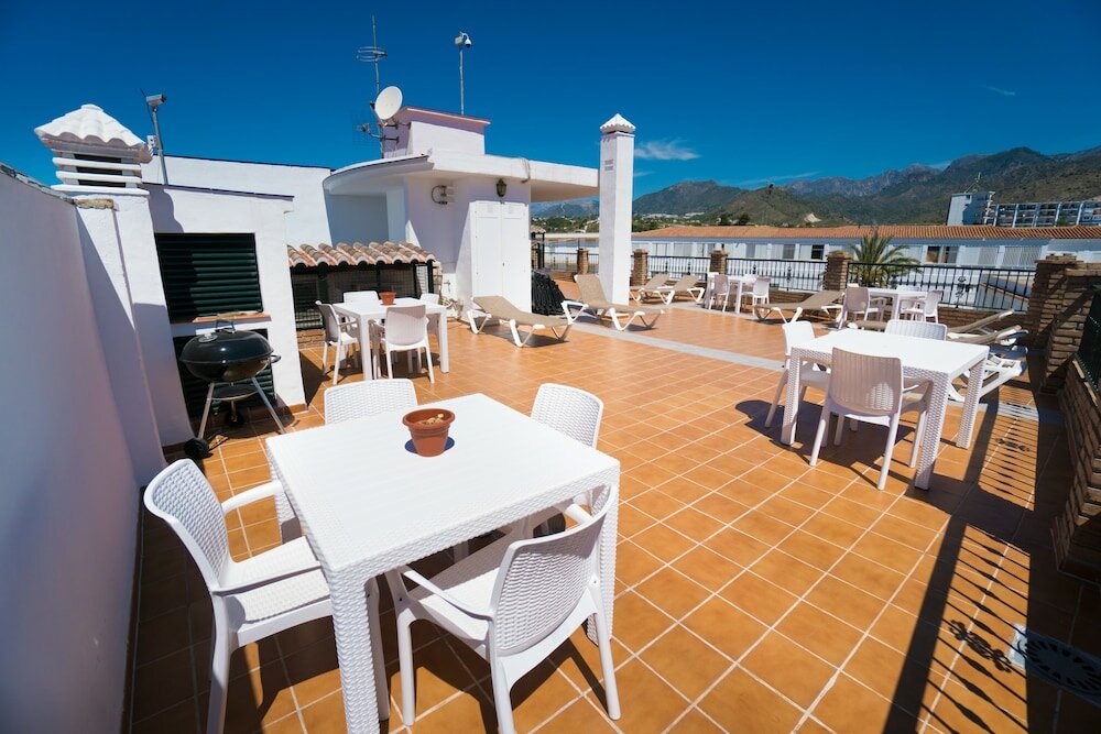 Фото Apartamentos Turísticos Manuel Martín