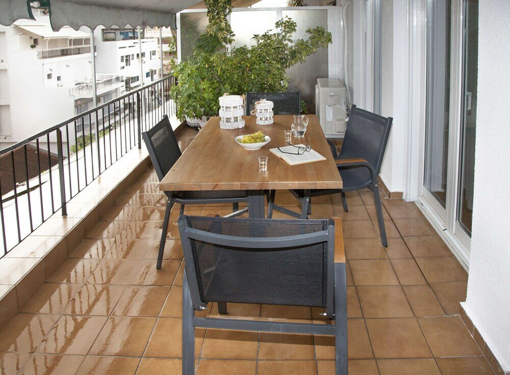 Фото Exceptional Penthouse near Acropolis Museum by Ghh