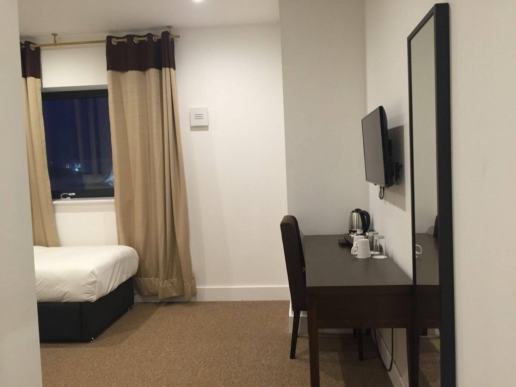 Фото Grand Sapphire Hotel