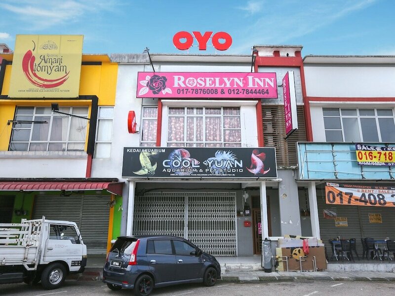 Гостиница Oyo 89772 Roselyn Inn