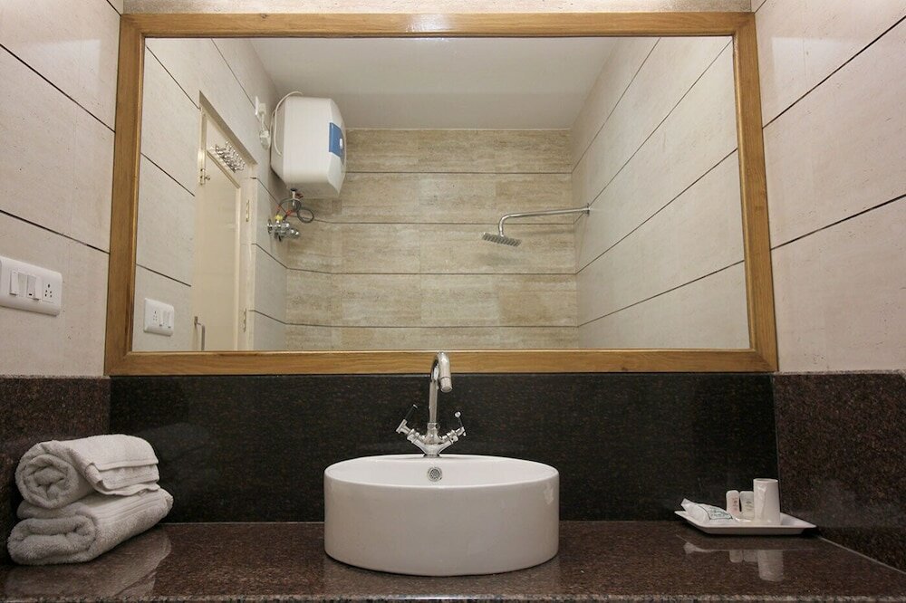 Фото Hotel Asian Plaza Dharamshala