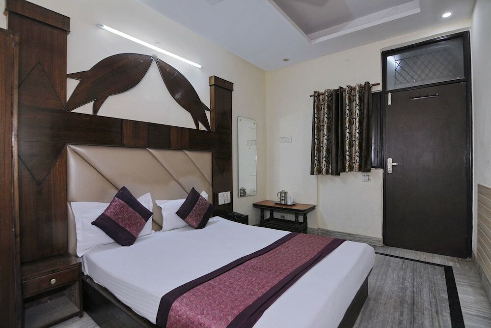 Фото Lord Krishna Hotel Dx. Inn