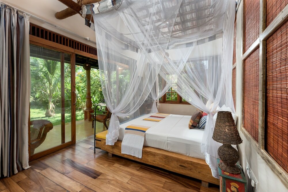 Фото DCanal House