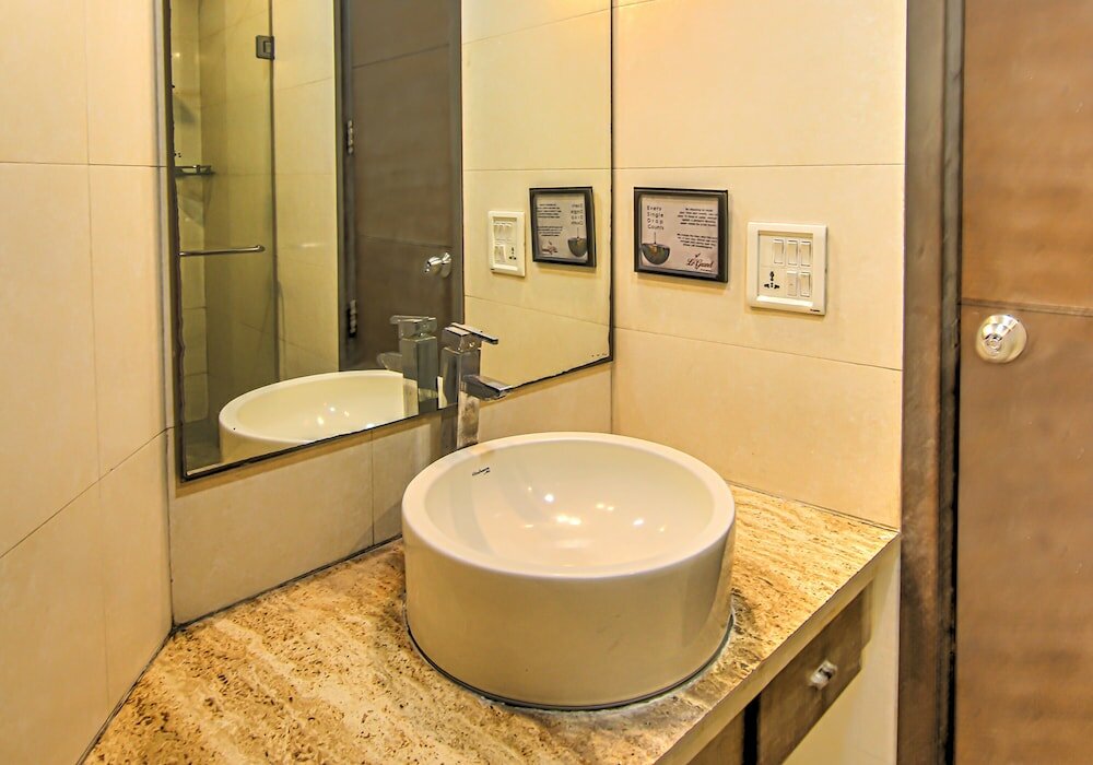 Фото Fabhotel Le Grand