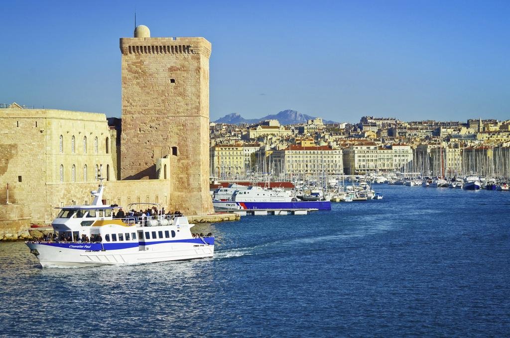 Фото B&b Hotel Marseille Centre Vieux Port