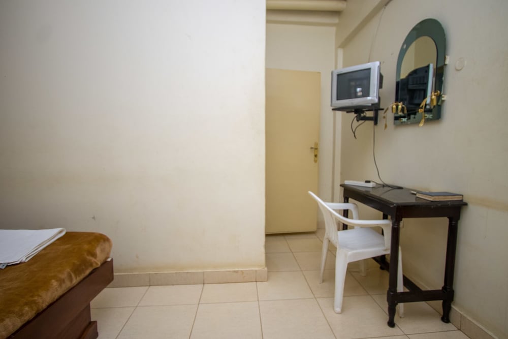 Фото Mwana Highway Hotel Iganga