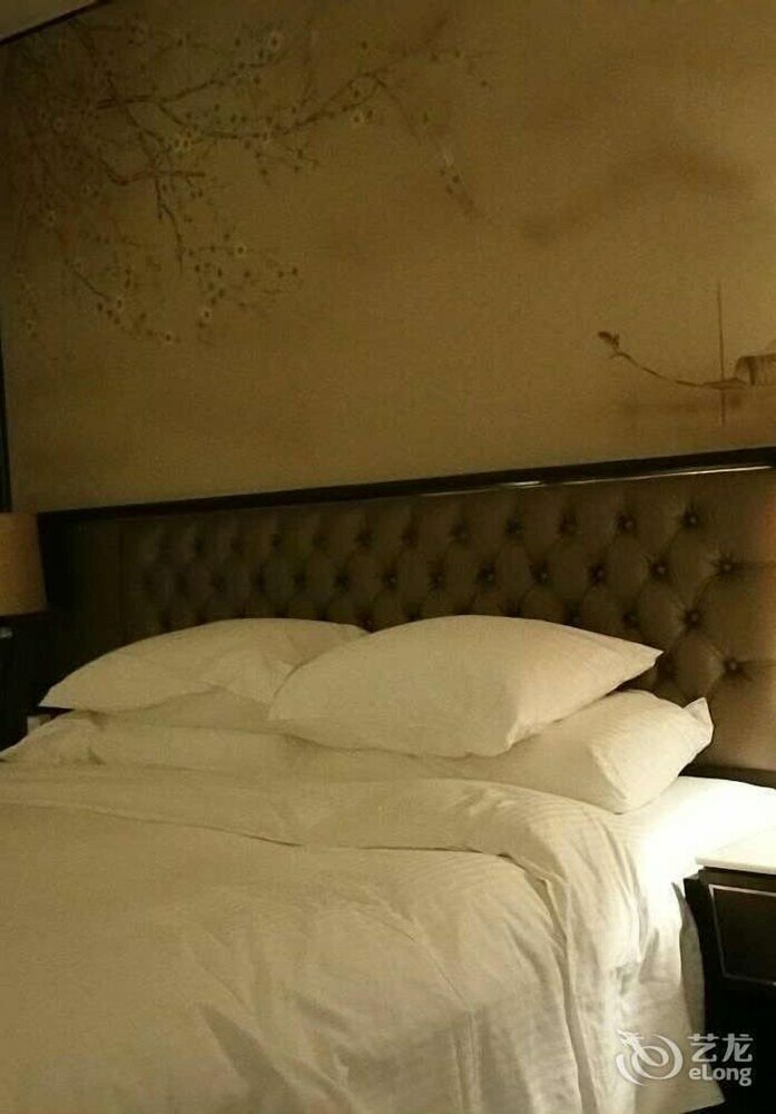 Фото Nanjing Wanda Realm Hotel