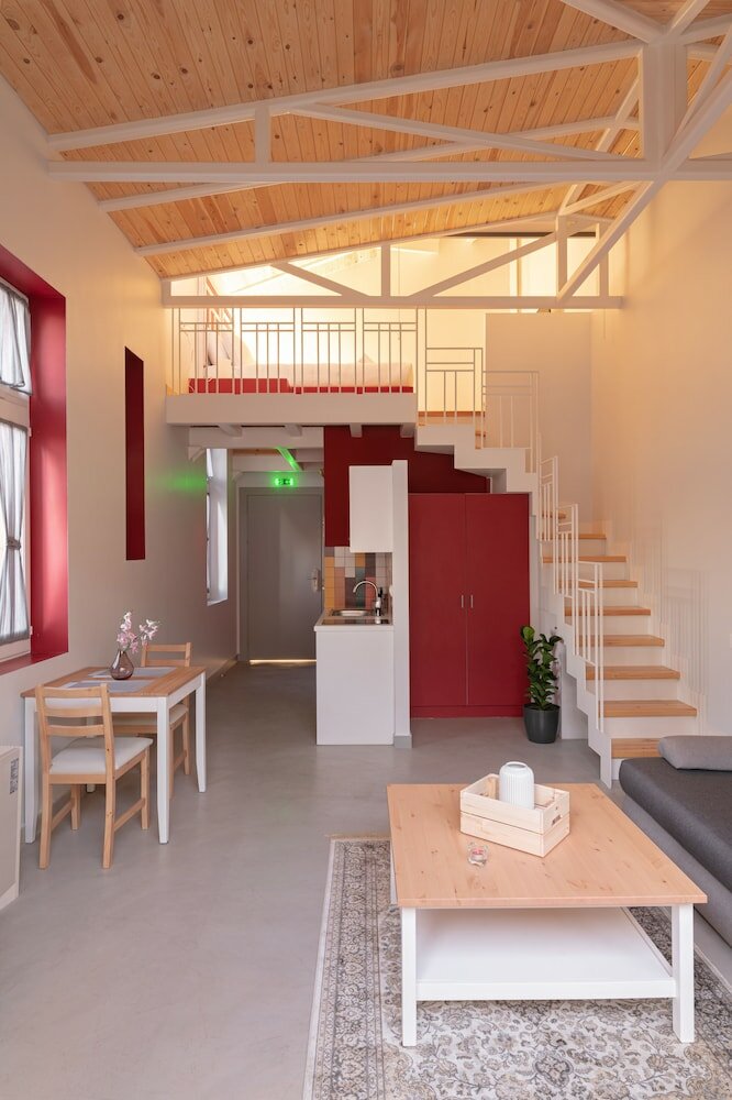 Фото Ether Loft Suites