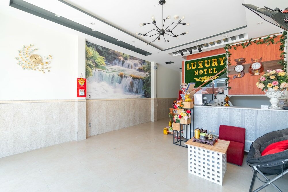 Фото Oyo 238 Luxury Motel