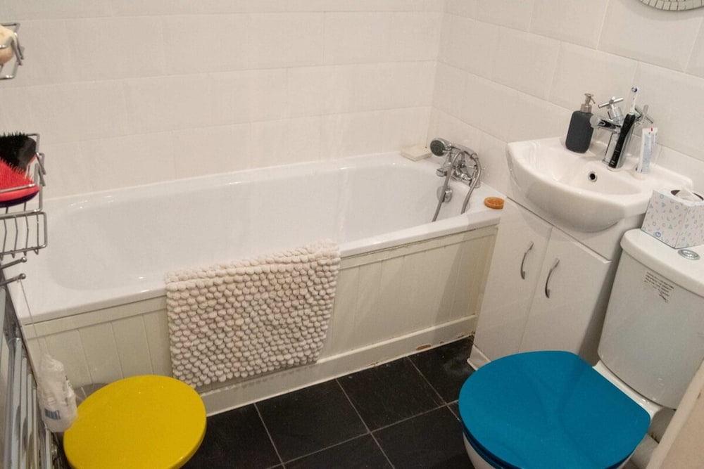 Фото 1 Bedroom Flat near Dlr