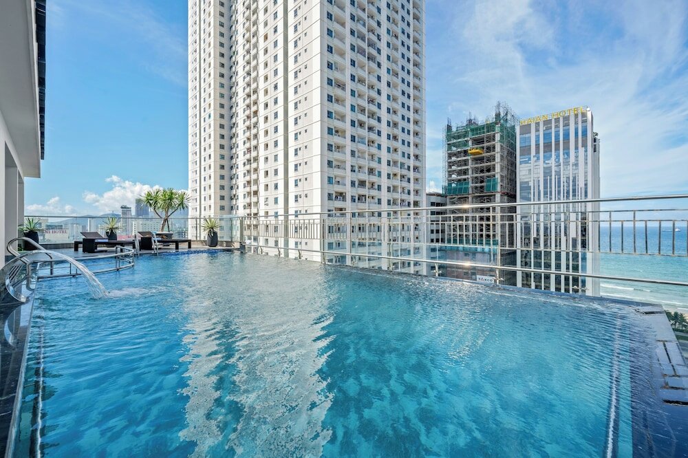 Фото Monalisa Luxury Hotel