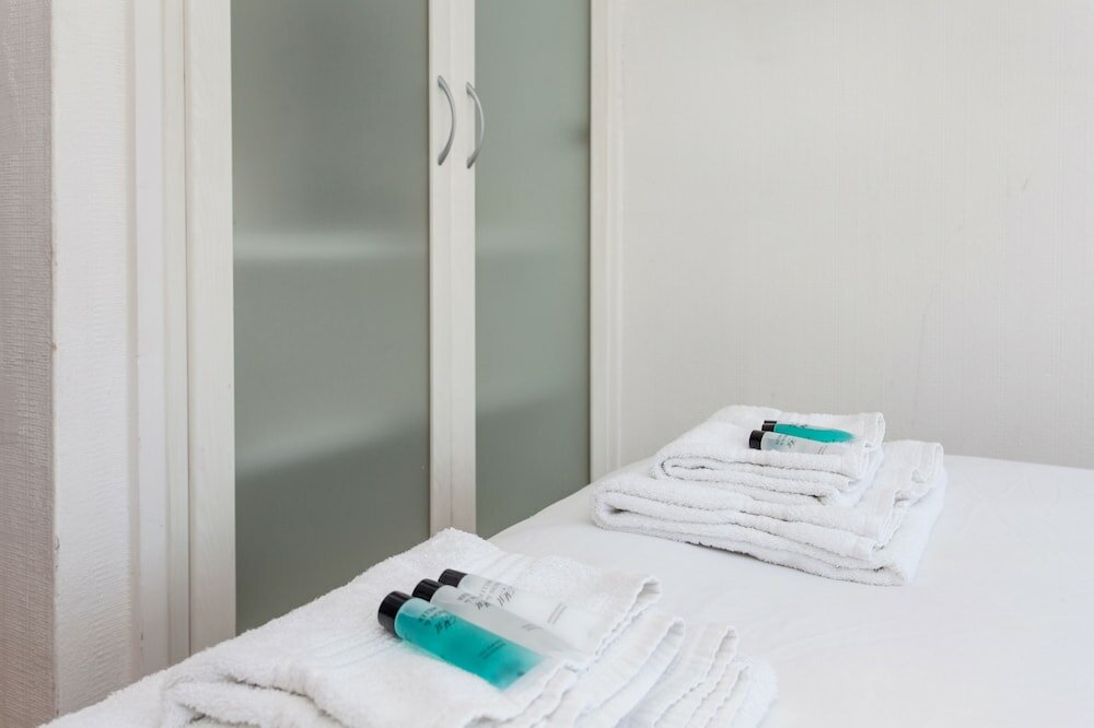 Фото Oxford Street & Soho Modern 2 Bed Apt