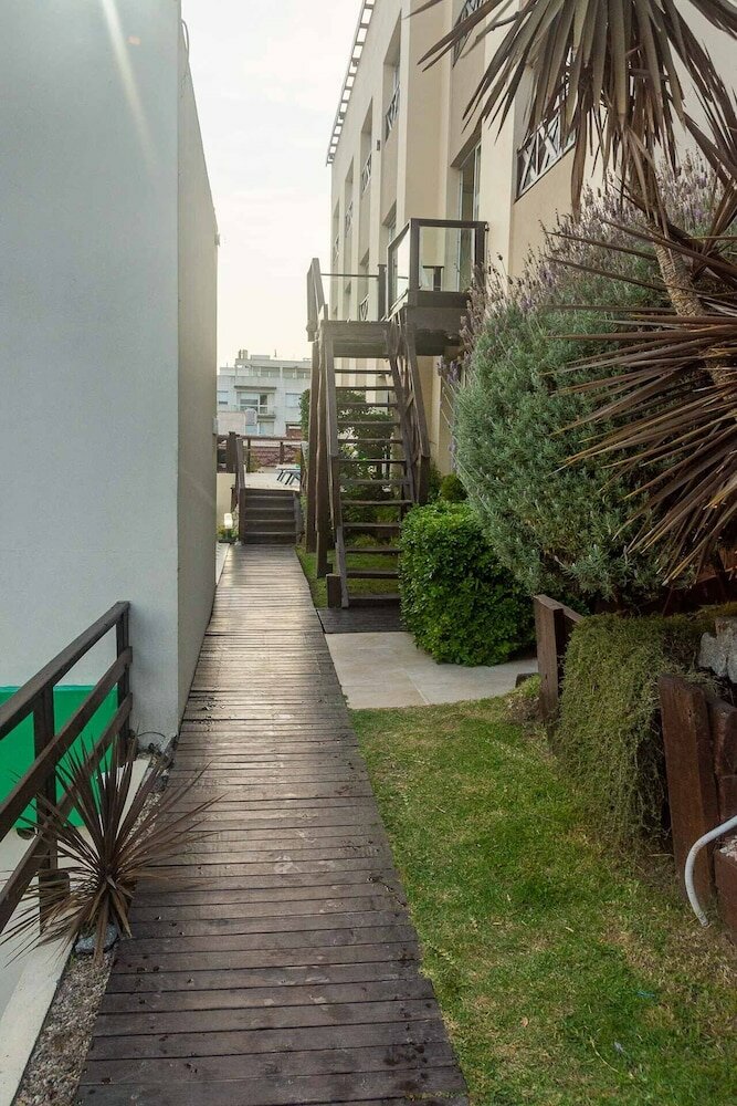 Фото Altos Valeria Apart Hotel