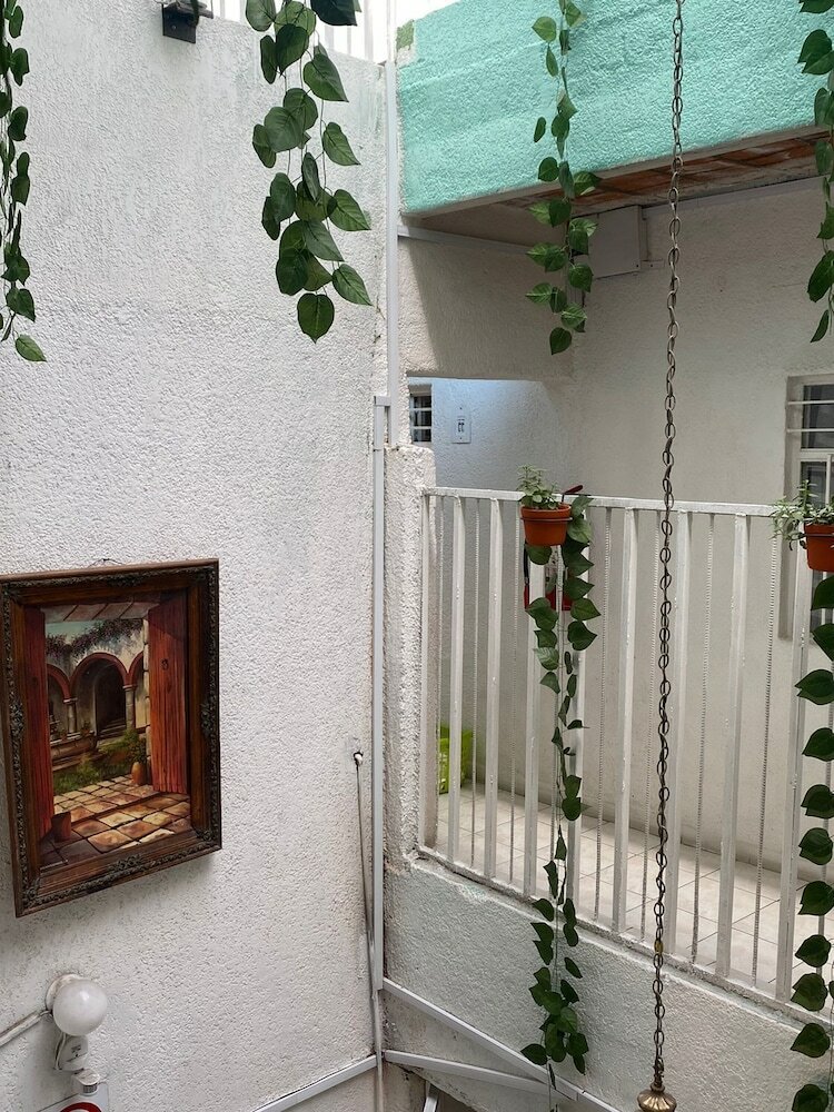 Фото Hotel Posada Jardin