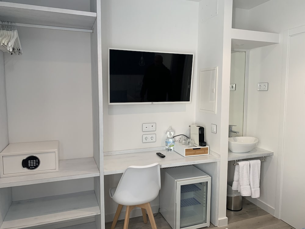 Фото Nerja Casual Rooms