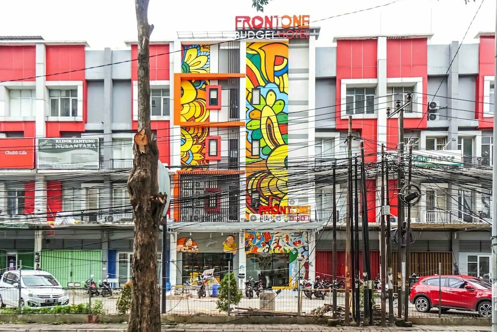 Hotel Front One Budget Bekasi, Bekasi, photo