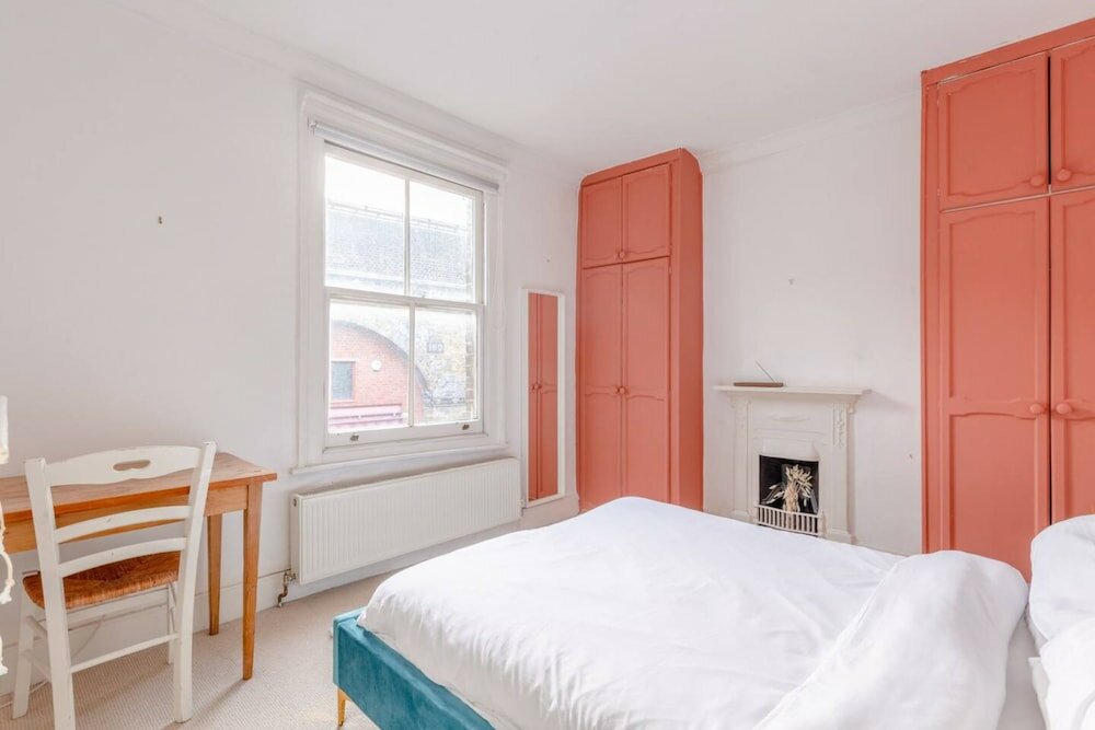 Фото Spacious and Serene 1 Bedroom Flat in Ravenscourt Park