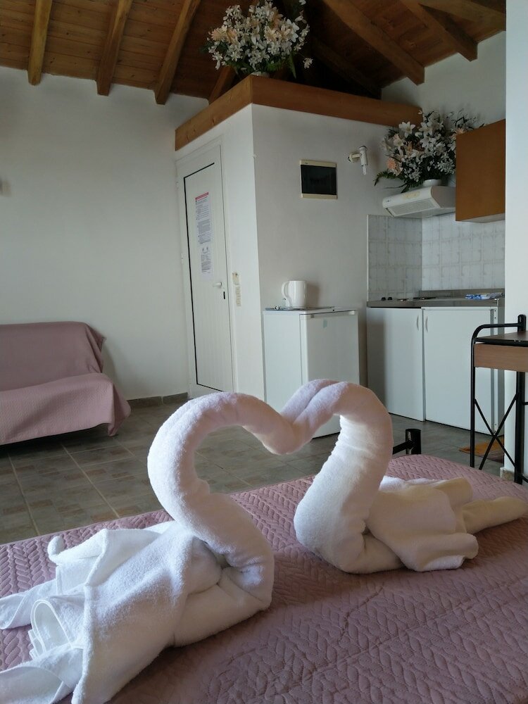 Фото Azalea Studios