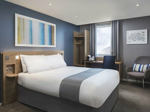 Гостиница Travelodge Gatwick Airport Central